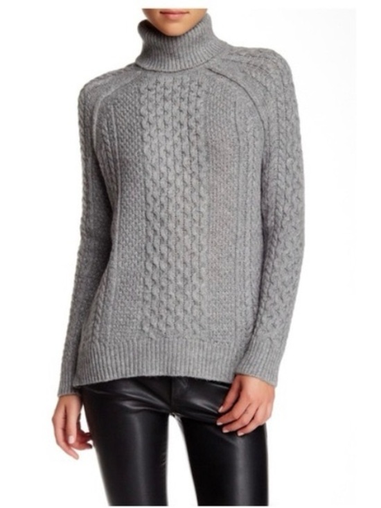 Vince Sweaters - Vince Gray Cable-Knit Wool Alpaca Camel Blend Turtleneck Sweater